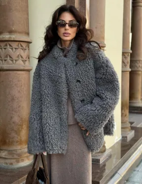 Дубленка серого цвета - двухсторонняя