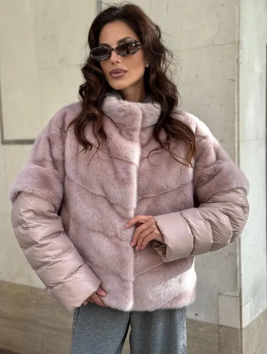 Зимняя норковая куртка - жилет с капюшоном