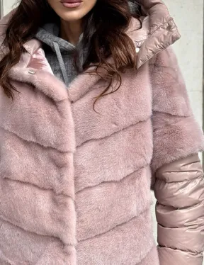 Зимняя норковая куртка - жилет с капюшоном