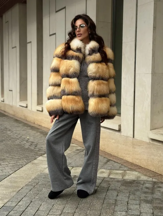 Полушубок из меха лисы Golden-grey fox стойка воротник