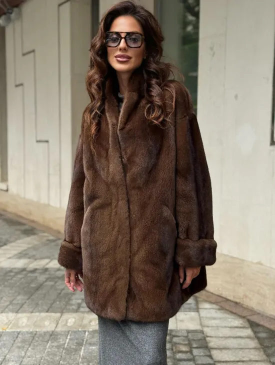 Коричневая шуба из норки