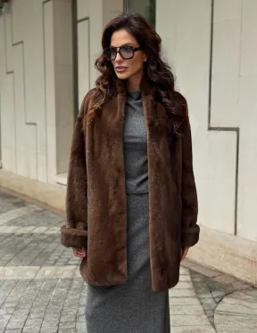 Коричневая шуба из норки