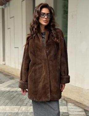Коричневая шуба из норки
