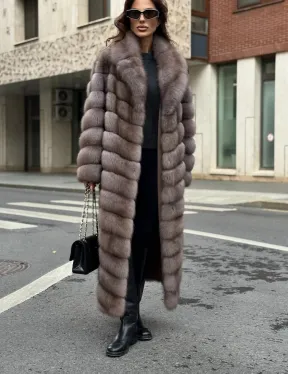 Шуба из меха куницы в цвете Truffle