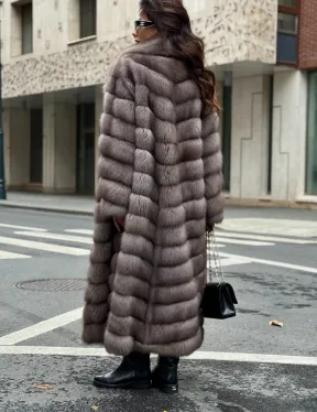 Шуба из меха куницы в цвете Truffle