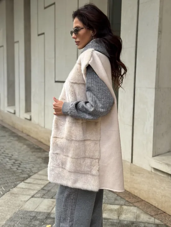 Комбинированный жилет из меха норки и шерсти