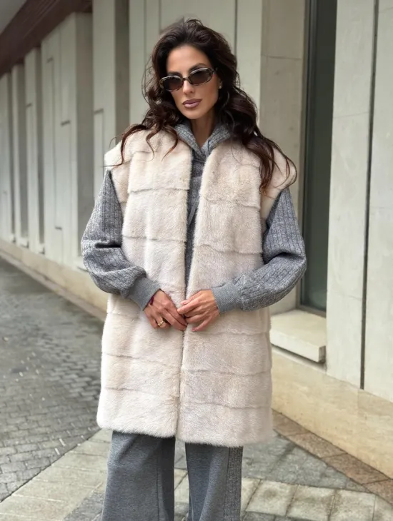 Комбинированный жилет из меха норки и шерсти