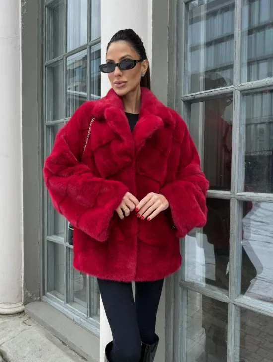 Полушубок норковый в гранатовом оттенке