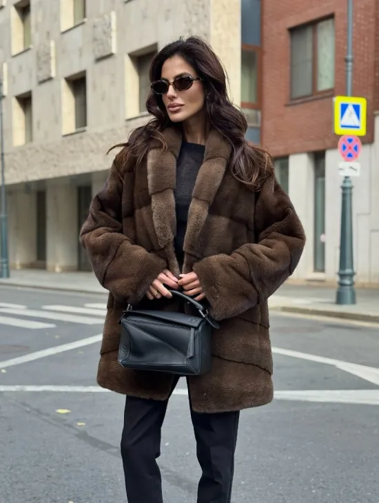 Шуба норковая коричневая