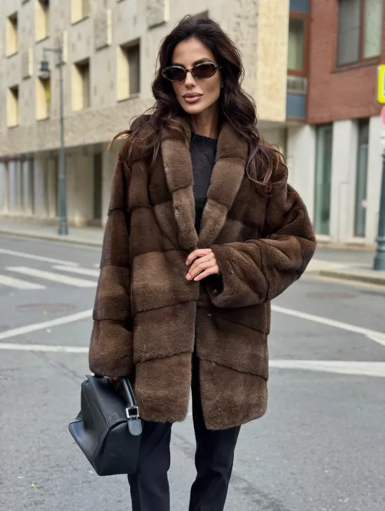 Шуба норковая коричневая