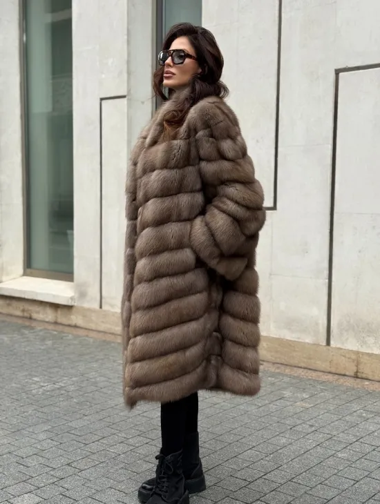 Шуба из натуральной куницы