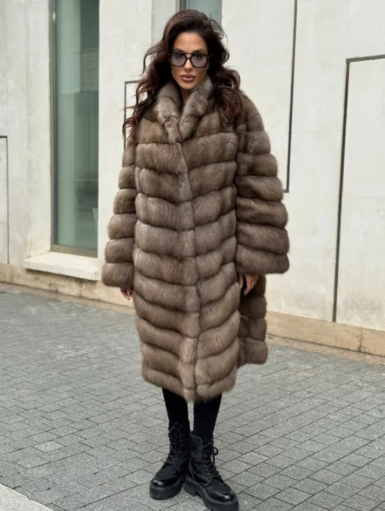 Шуба из натуральной куницы