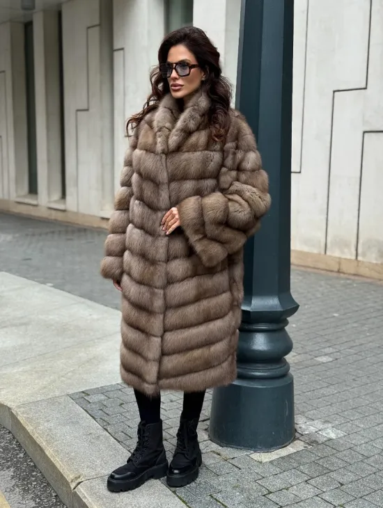 Шуба из натуральной куницы