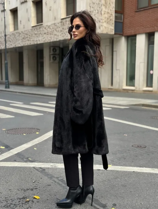 Норковая шуба средняя длина - черная