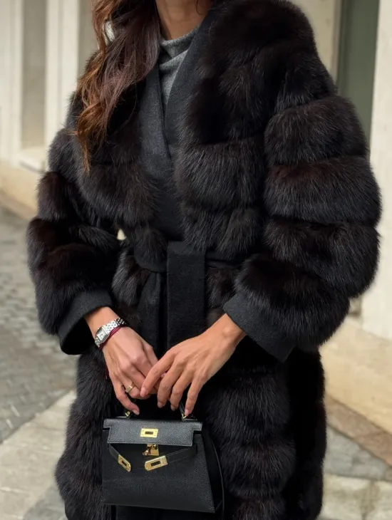 Пальто из куницы с отделкой кашемира
