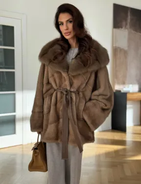 Шуба норковая бежевая с капюшоном