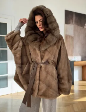 Шуба норковая бежевая с капюшоном