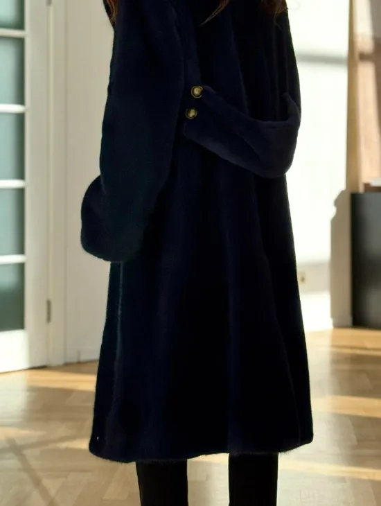 Норковая шуба темно-синего цвета