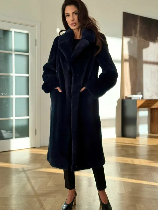 Норковая шуба темно-синего цвета