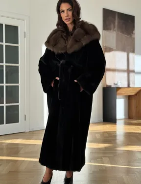Шуба из меха норки BLACKGLAMA