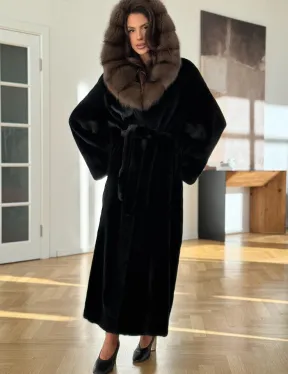 Шуба из меха норки BLACKGLAMA