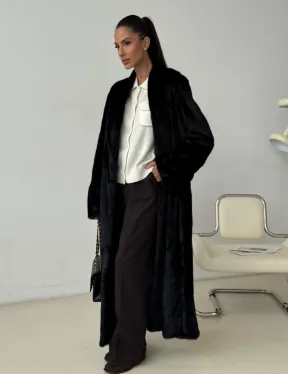 Длинная черная норковая шуба