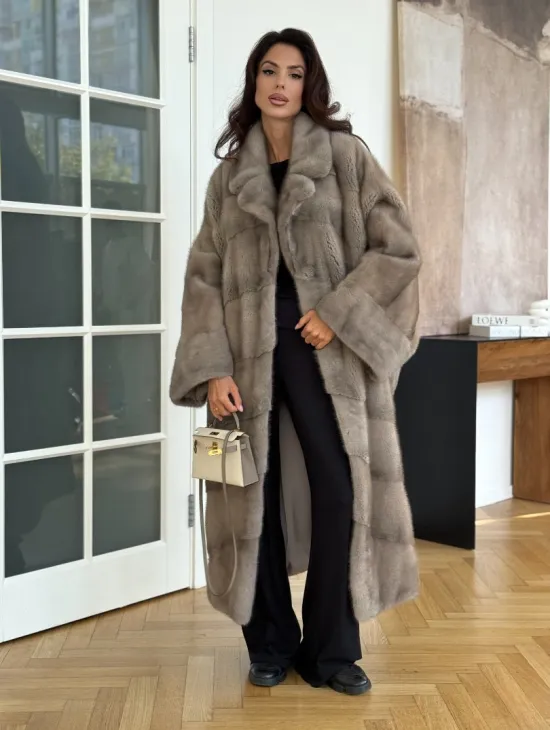 Серо-голубая норковая шуба