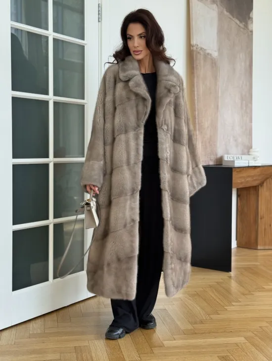 Серо-голубая норковая шуба