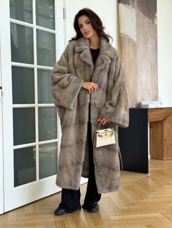 Серо-голубая норковая шуба