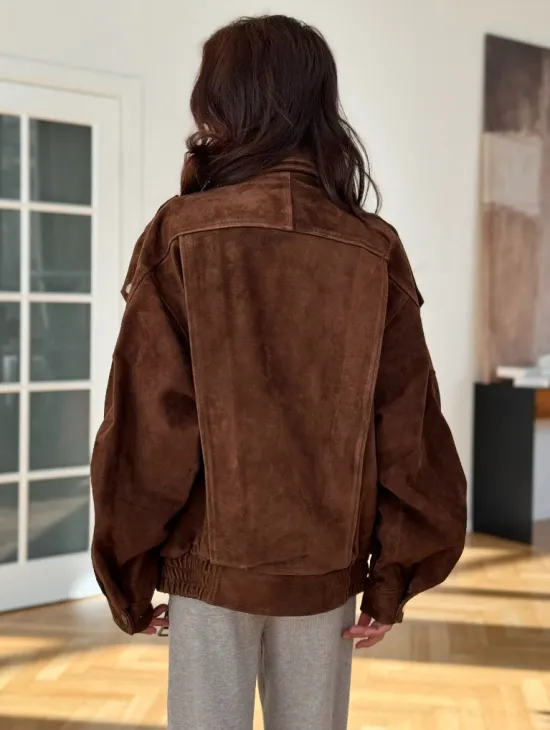 Замшевая куртка женская 2025