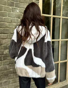 Норковая куртка с капюшоном