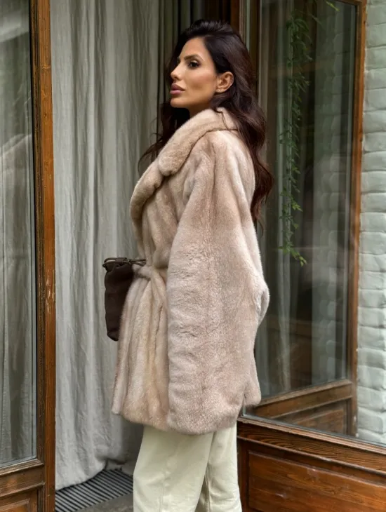 Натуральная норковая шуба - пастель