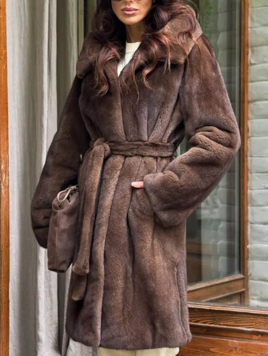 Норковая шуба с капюшоном - цвет орех