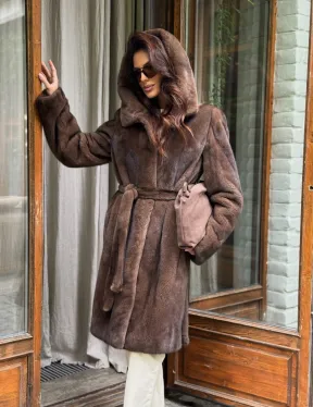 Норковая шуба с капюшоном - цвет орех