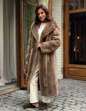 Шуба норковая с капюшоном - цвет пастель