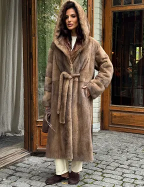 Шуба норковая с капюшоном - цвет пастель