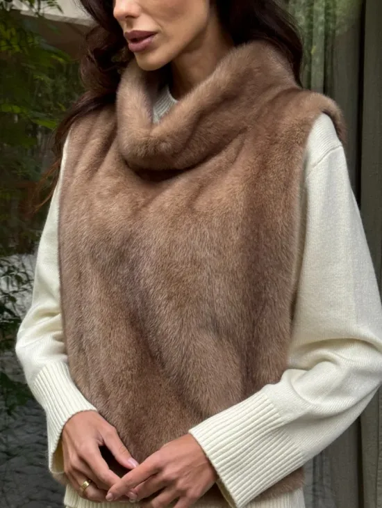 Манишка меховая из норки