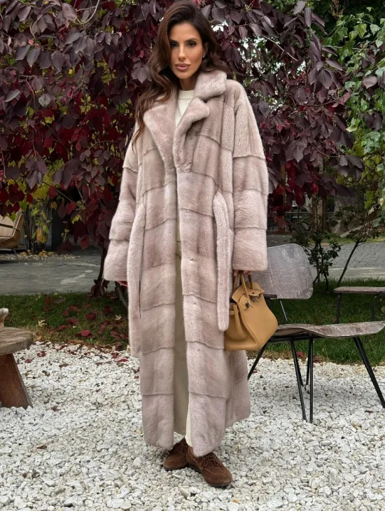 Длинная норковая шуба с поясом