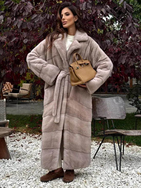 Длинная норковая шуба с поясом