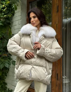 Женский пуховик с мехом песца