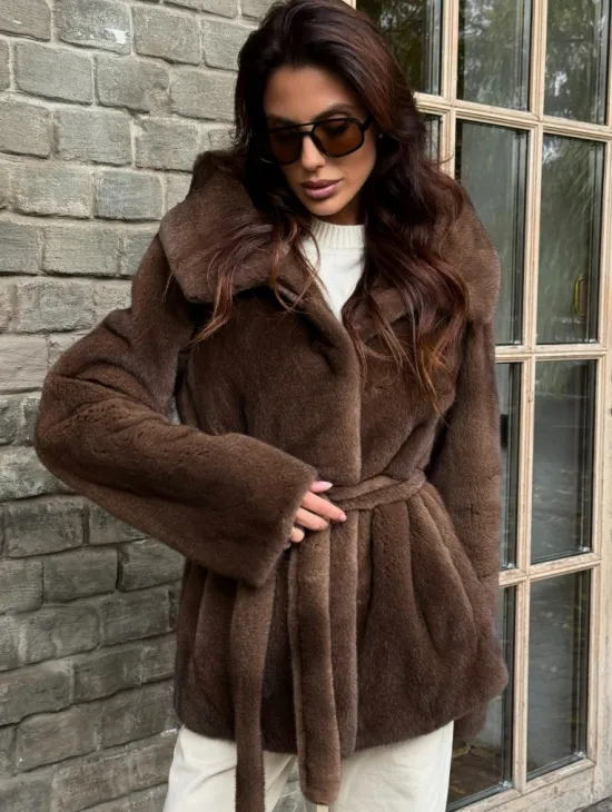 Шуба автоледи с капюшоном