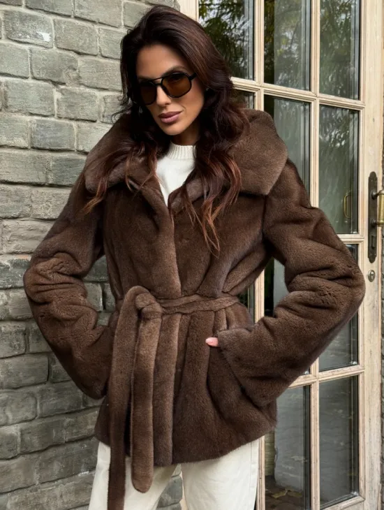 Шуба автоледи с капюшоном