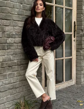 Укороченная шуба из овчины калган