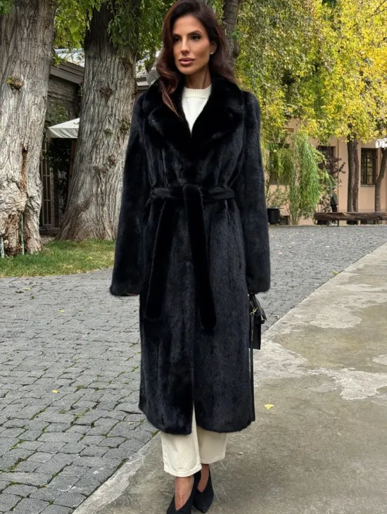 Черная норковая шуба