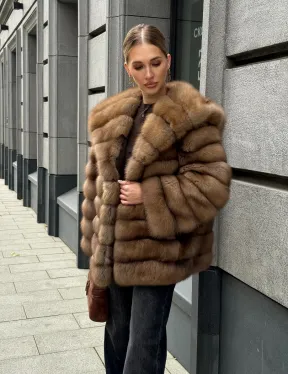 Шуба из натурального меха куницы с капюшоном