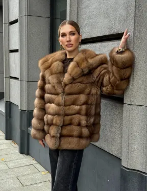 Шуба из натурального меха куницы с капюшоном