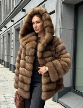 Шуба из натурального меха куницы с капюшоном