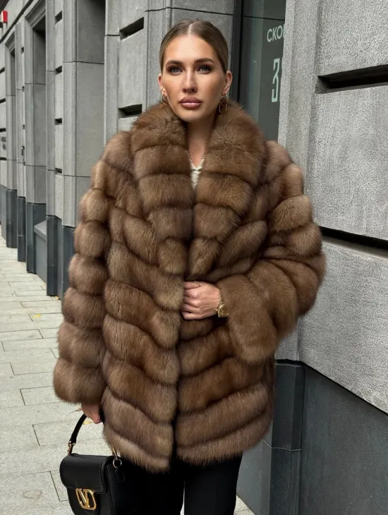 Шуба из куницы с воротником шаль