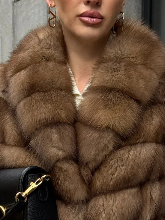 Шуба из куницы с воротником шаль