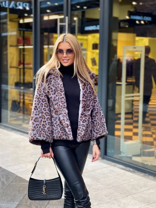 Полушубок из экомеха леопард